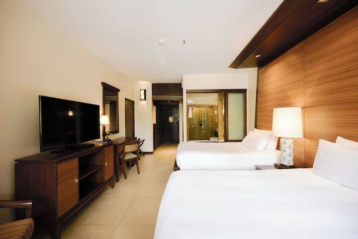 Room 47 of 151