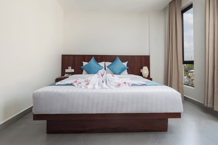 Room 16 of 40