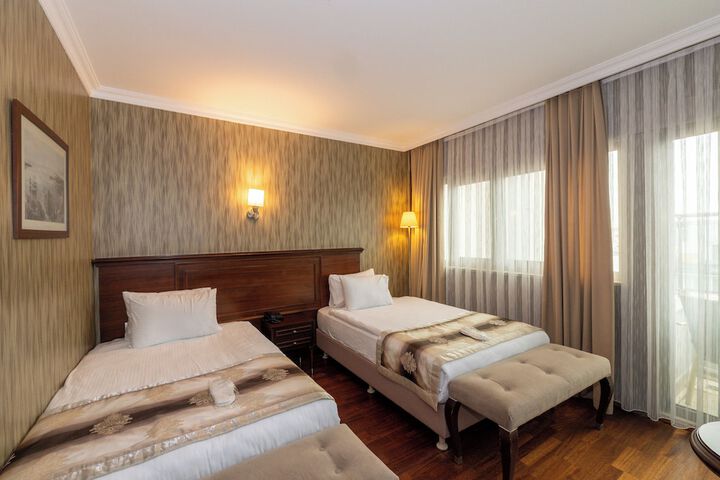 Room 19 of 40