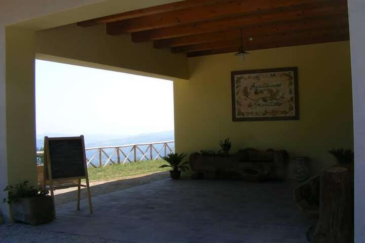 Terrace/Patio 27 of 32