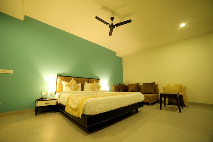 Room 20 of 40