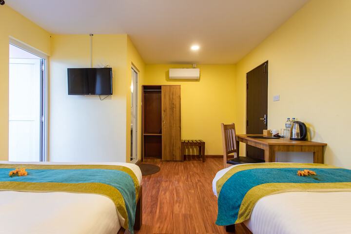 Room 11 of 40