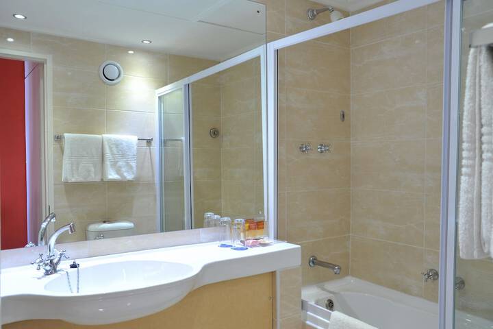 Clean Restrooms