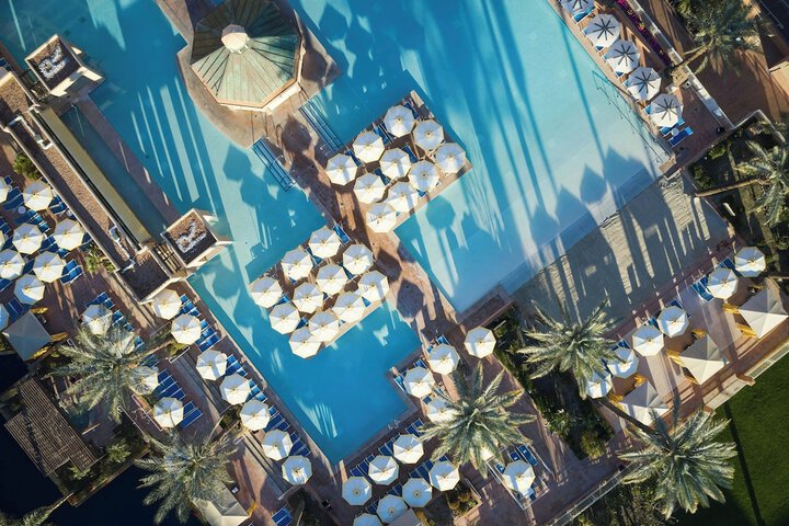 Pool 60 of 175