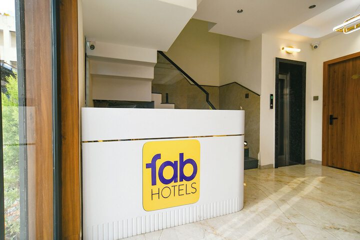 Hotel Interior 7 of 33