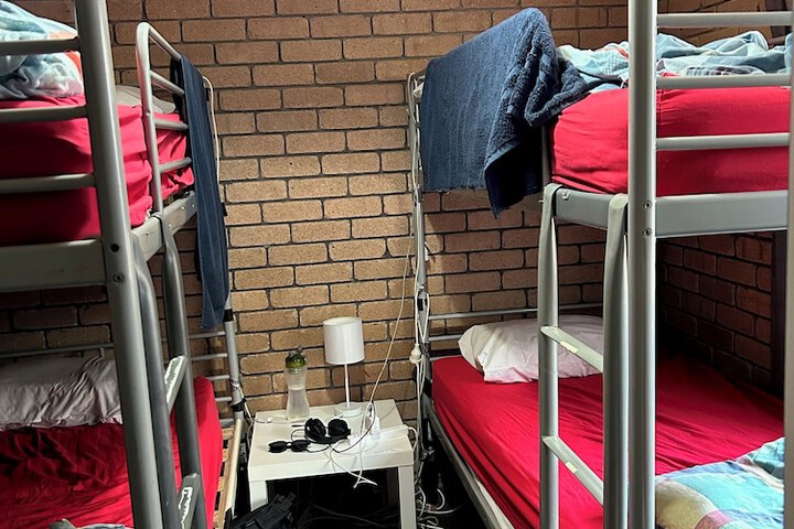 Room 21 of 42