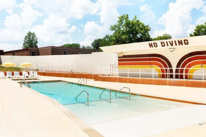 Pool 23 of 31