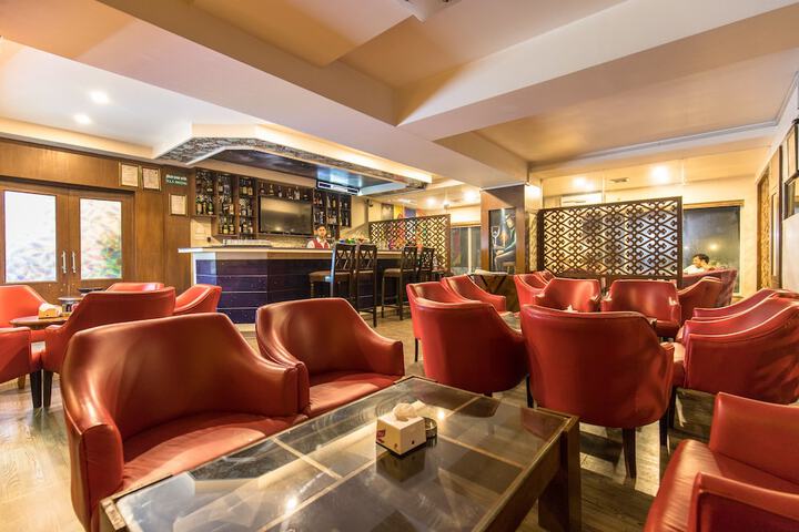 Lounge 90 of 110