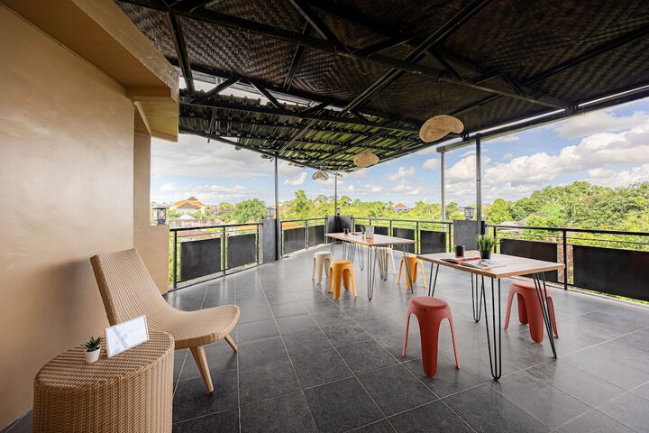 Terrace/Patio 16 of 24