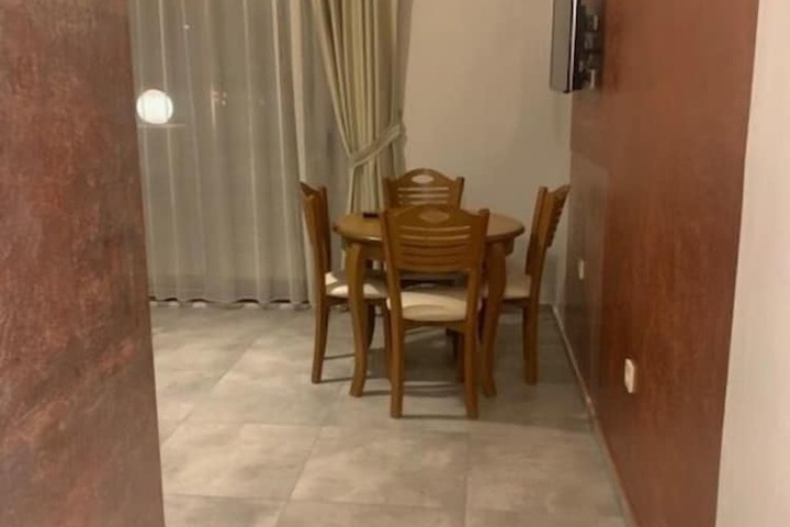 Room 17 of 159