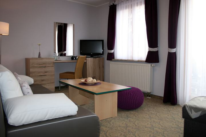 Room 13 of 66