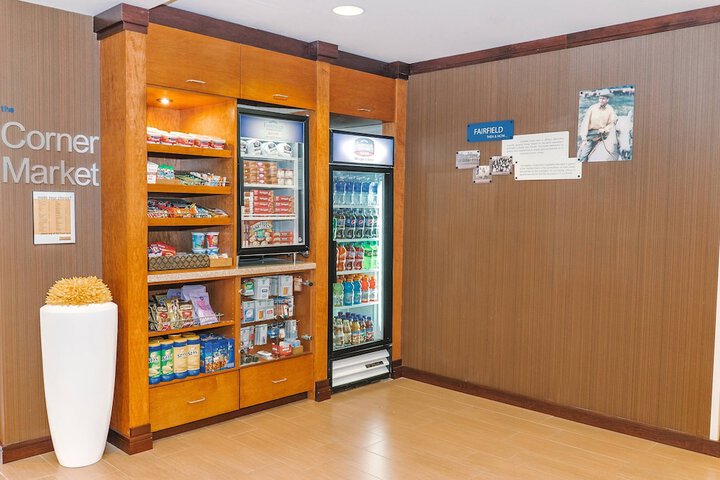 Snack bar