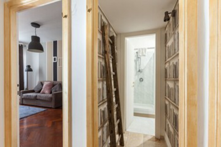 Room 11 of 26