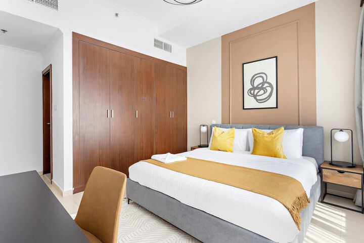 Room 4 of 75