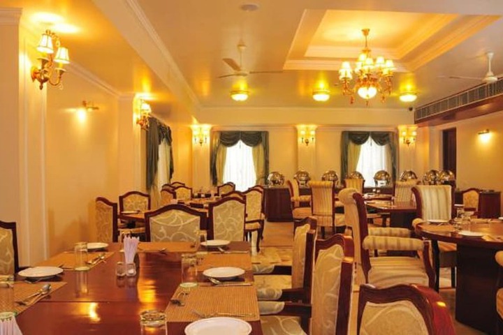 Dining Photos
