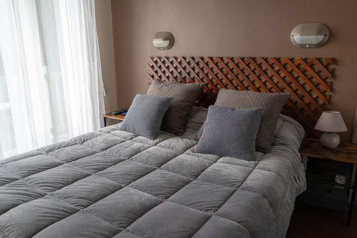 Room 6 of 25
