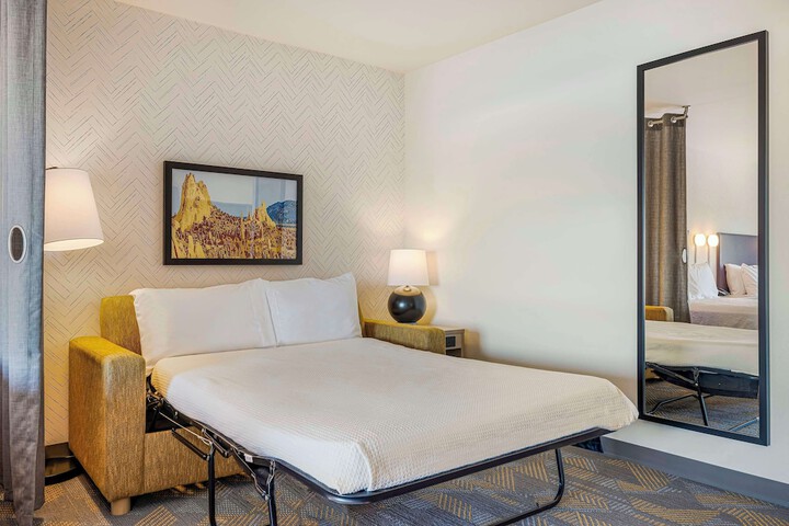 Room 21 of 46