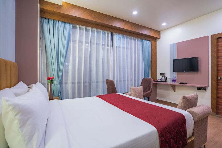 Room 3 of 54
