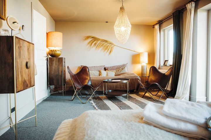 Room 34 of 66