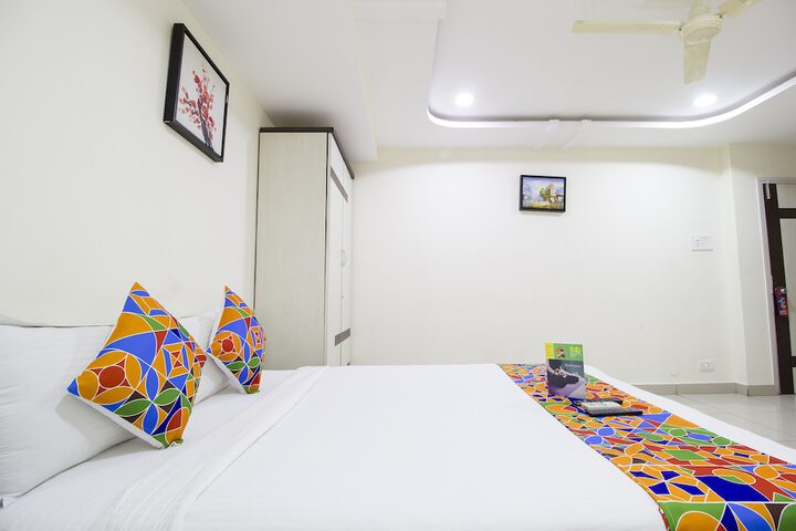 Room 9 of 21