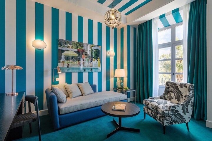 Room 8 of 37