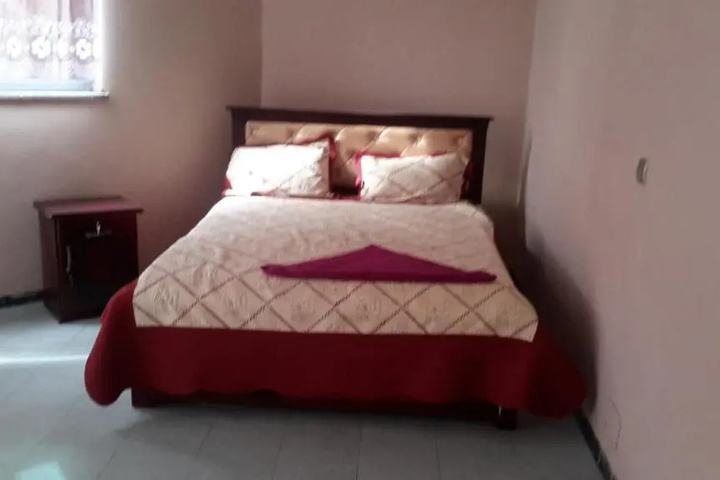 Room 14 of 19