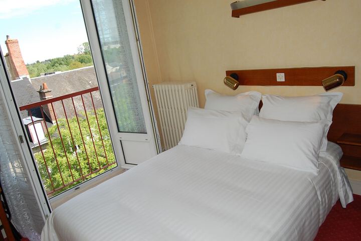 Room 7 of 20