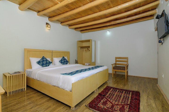 Room 3 of 17