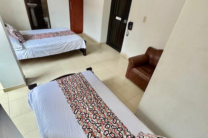 Room 21 of 49