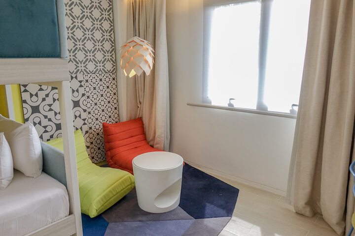 Room 17 of 52