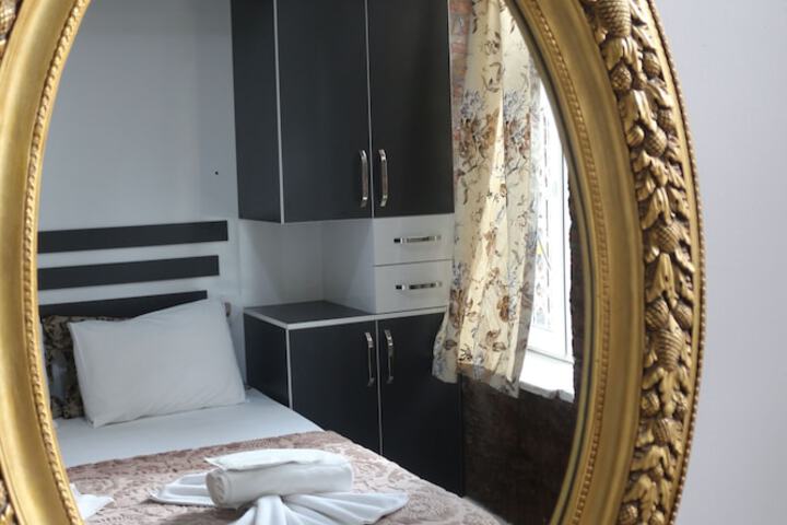 Room 18 of 59