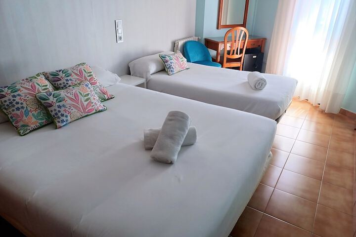 Room 6 of 51