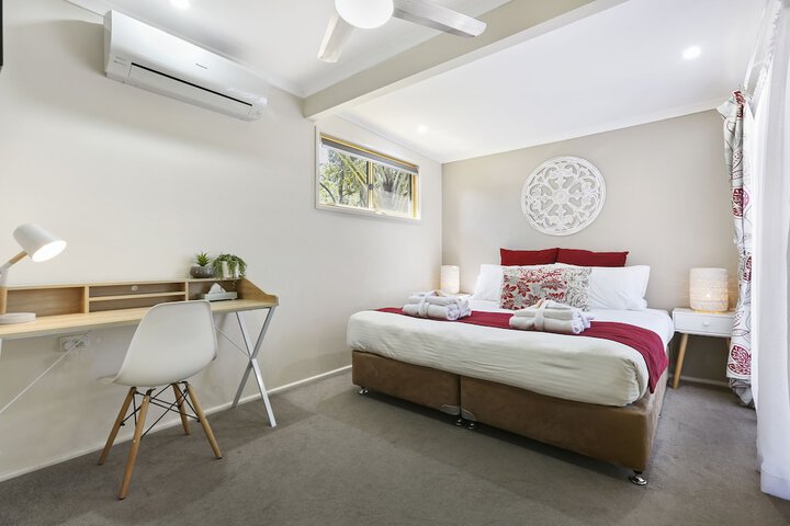 Room 4 of 42