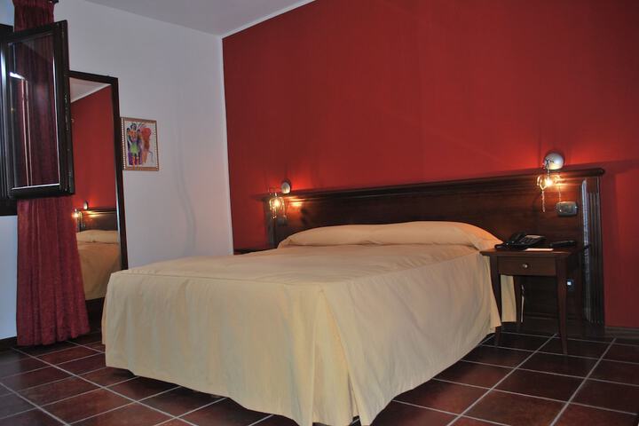 Room 6 of 31