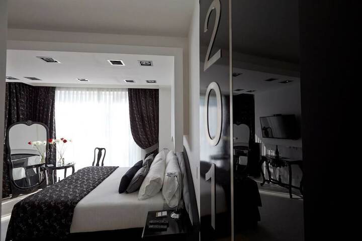 Room Photo