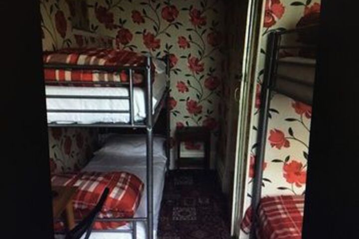 Room 21 of 42