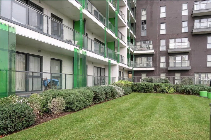 Yeoman Court