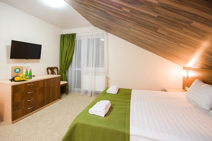 Room 7 of 35
