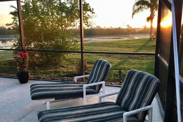 Terrace/Patio 6 of 19