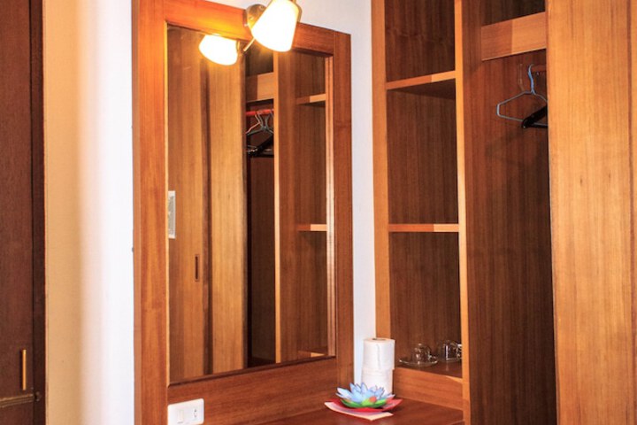 Room 98 of 171