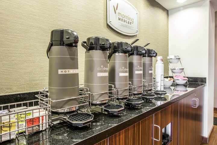 Breakfast/Coffee Service 49 of 61