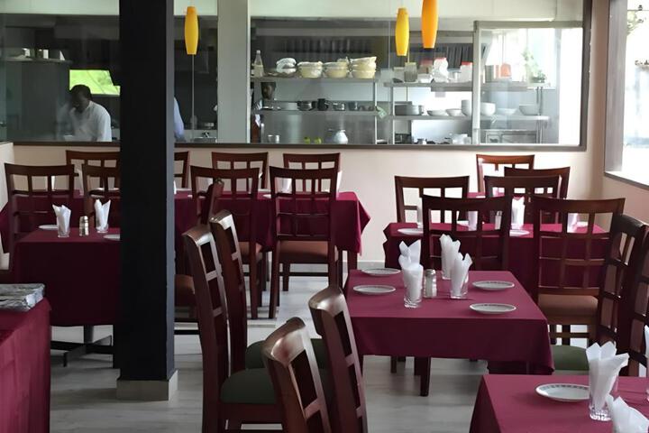 Pearlspot Hotel