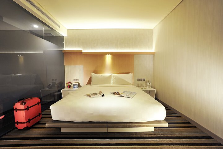 Room 3 of 36