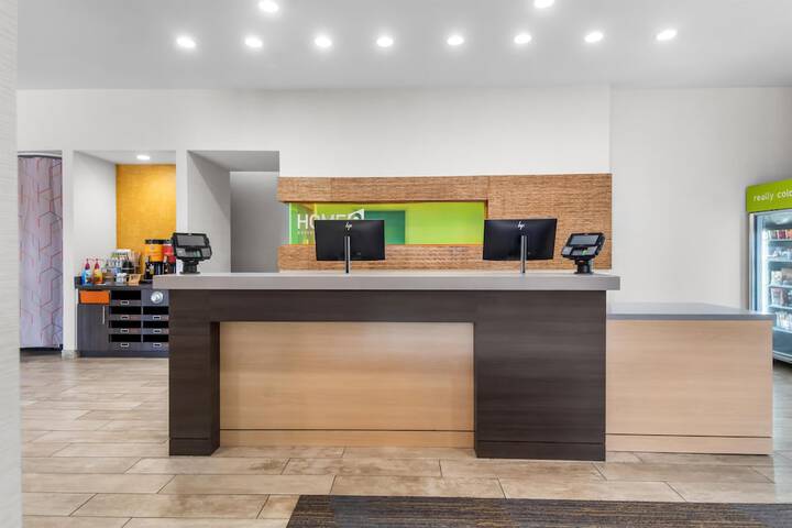 Hotel Interior 7 of 90