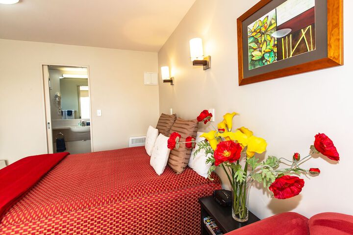 Room 4 of 59