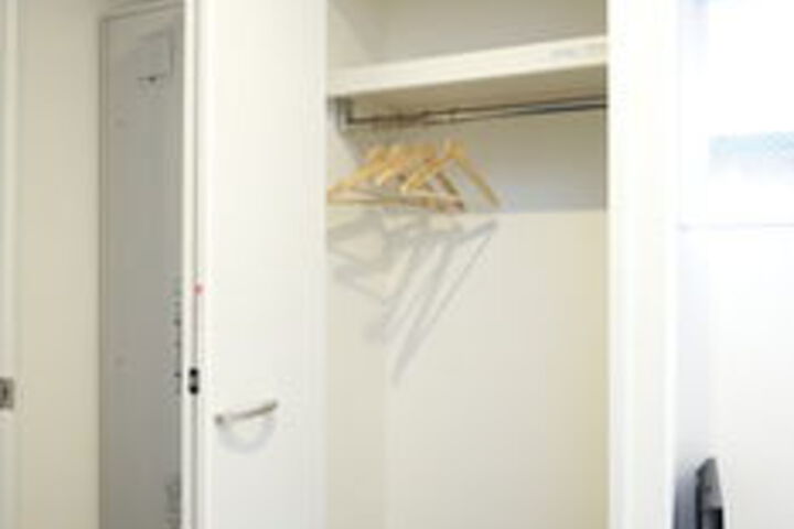 Room 67 of 182