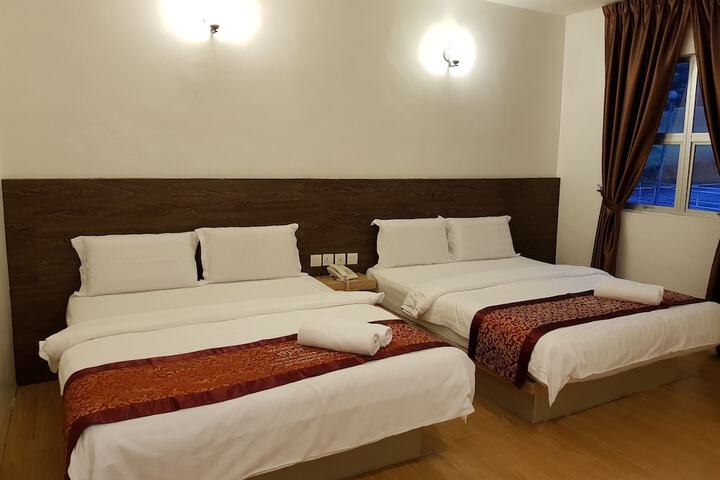 Room 6 of 36