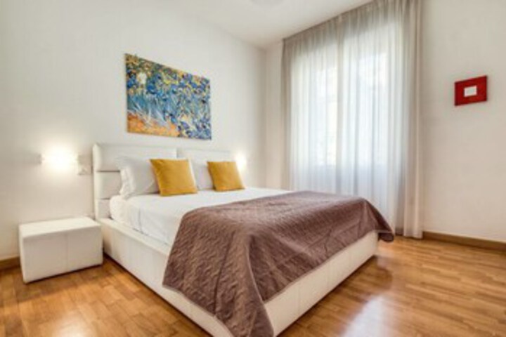 Room 4 of 22