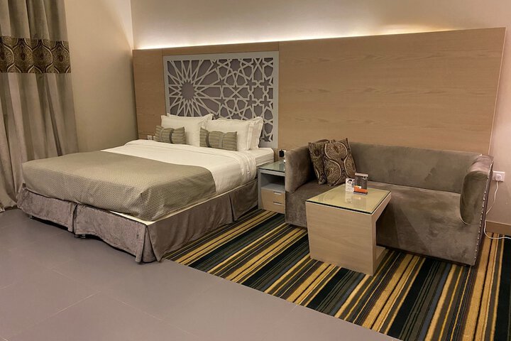 Room 48 of 124