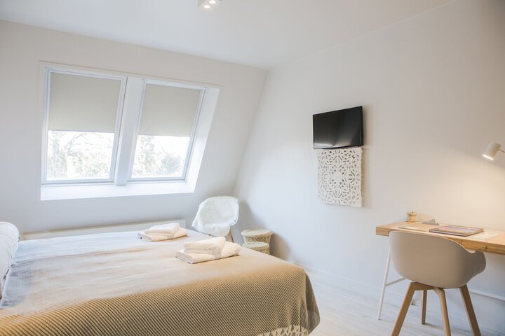 Room 14 of 60